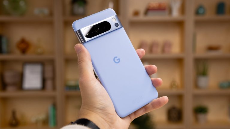 Лучшие смартфоны 2025: тестируем топовые Android и Apple