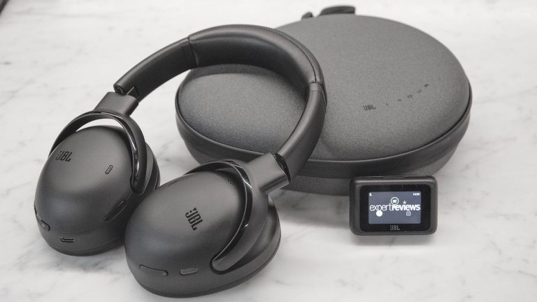 Обзор JBL Tour ONE M3: Одна уникальная фича выделяет эти наушники среди конкурентов