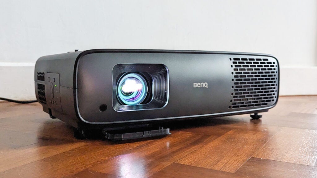 BenQ W4000i под углом