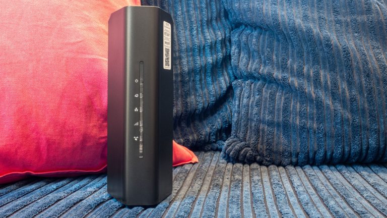 Обзор Netgear Nighthawk RS100: самый дешевый роутер с Wi-Fi 7 на сегодня
